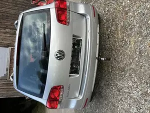 VW Touareg 2,5 TDI zu verkaufen Bild 2
