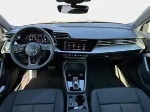 Audi A3 Sportback Basis ACC+KAMERA+SHZ+LED+16'LM+APP 35 TFSI 110 ... Bild 7