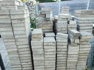 67m2 Betonpflaster zu verschenken! Bild 2
