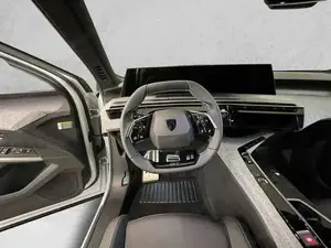 Peugeot 5008 Bild 9