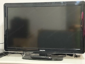 Philips 32 Zoll LCD TV 81cm Full HD Bild 3