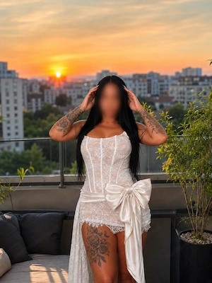 Evelyn bei deine hotel oder Hausbesuche Bild 3