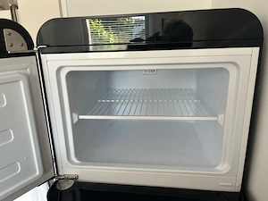 Kühlschrank SMEG 50's Style Schwarz (FAB30)   Designklassiker Bild 3