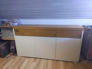 Schöne Kommode zu verschenken 