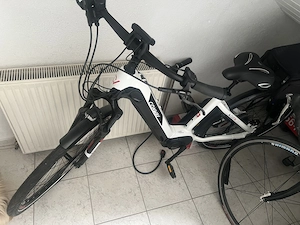  Fast neues Conway E-Bike mit tiefen Einstieg  Bild 2