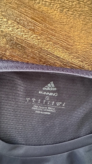 Adidas Sportshirt, Gr. S, dunkelblau Bild 2
