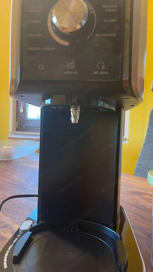 Ninja Creami Deluxe Eismaschine Bild 3