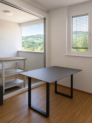 Designertisch zu verkaufen (bei Interesse Stühle gerne gratis dazu)  Bild 3