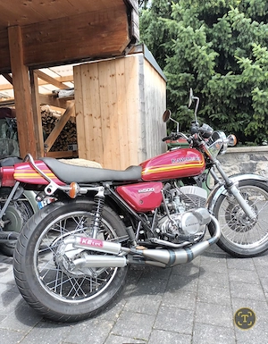 Oldtimer Kawasaki KH500 Bild 2