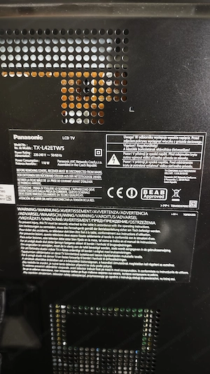 Panasonic LCD TV, 42 Zoll Full HD (1920   1080) Bild 2