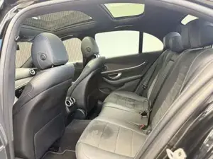 Mercedes-Benz E 300 Bild 20
