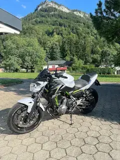 Kawasaki Z650 ABS - Weiß - EZ 04.2017 Bild 5