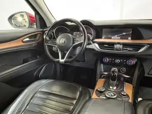Alfa Romeo Stelvio Bild 10