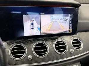 Mercedes-Benz E 300 Bild 17