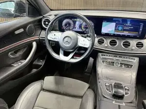 Mercedes-Benz E 300 Bild 13