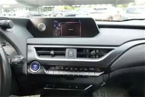 Lexus UX Bild 6