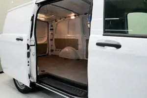 Mercedes-Benz Vito 110 CDI Kasten Lang Bild 9