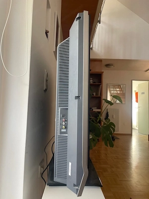 LG Fernseher  Bild 2