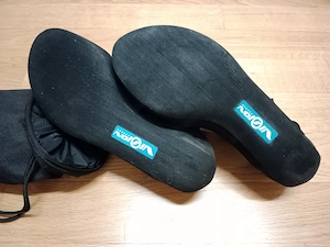Scarpa Kletterschuhe + Black Diamond Chalk Bag + Chalk Ball (alles neu unbenutzt) Klettern Bouldern Bild 4