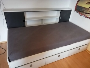 Jugendzimmer in Weiss-Schwarz Bild 2