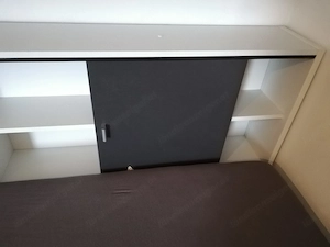 Jugendzimmer in Weiss-Schwarz Bild 4