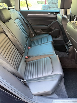 VW Passat Alltrack 2.0 TDI 4MOTION DSG | 190 PS | Leder | ACC | AHK | sehr gepflegt Bild 11