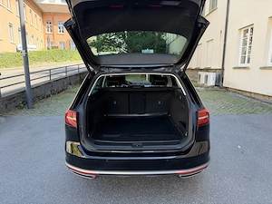 VW Passat Alltrack 2.0 TDI 4MOTION DSG | 190 PS | Leder | ACC | AHK | sehr gepflegt Bild 15