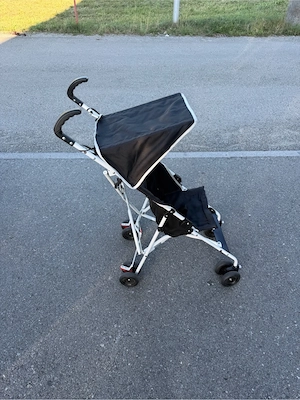 Kinderwagen Buggy Kompakt mit Sonnendach Bild 4