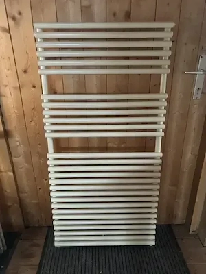 Handtuchheizkörper   Badheizkörper   127 x 60 cm