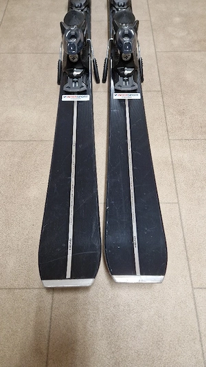 Gebrauchte Ski mit Bindung Bild 3