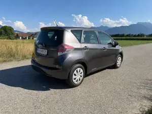 Toyota Verso S 1,4 D-4D90 Active Kombi   Family Van (2015) - Frisch Vorgeführt  Bild 3