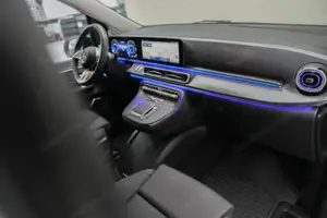Mercedes-Benz EQV 300 AVANTGARDE Lang SpurH Luft ACC Navi Bild 7