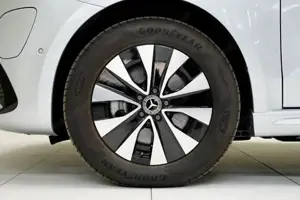 Mercedes-Benz EQV 300 AVANTGARDE Lang SpurH Luft ACC Navi Bild 3