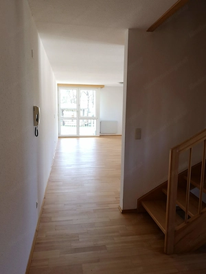 Zentrale 2-geschossige Wohnung zu vermieten Bild 8