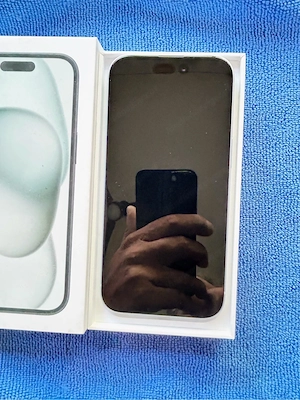 iPhone 15 neuwertig! Bild 5