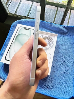 iPhone 15 neuwertig! Bild 10