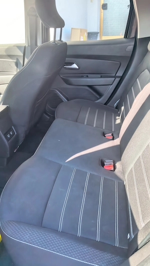 Dacia Duster, servicegepflegt  Bild 2