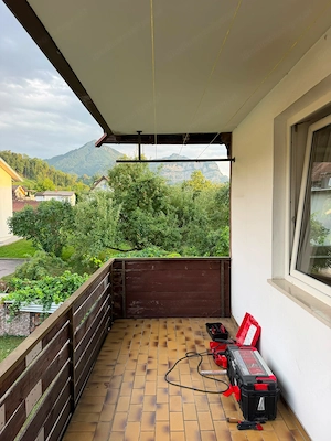 3-Zimmer-Wohnung mit Balkon und Bergblick ab sofort zu vermieten Bild 9