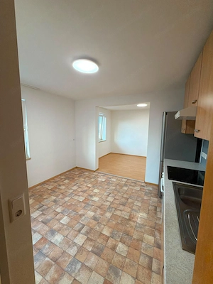 3-Zimmer-Wohnung mit Balkon und Bergblick ab sofort zu vermieten Bild 7