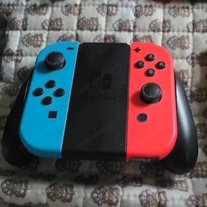 Nintendo Switch V2 wie neue mit verpakung  Bild 4
