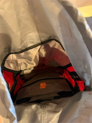 Deuter unisex Rucksack weinrot schwarz grau