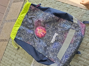 Verkaufe Ergobag Schultasche inkl. Sportsack und Federschachtel Bild 4