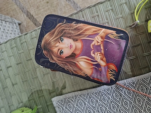 Verkaufe Ergobag Schultasche inkl. Sportsack und Federschachtel Bild 5