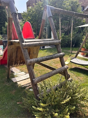 Spielturm mit Schaukel und Rutschbahn von Horner Holz Bild 3