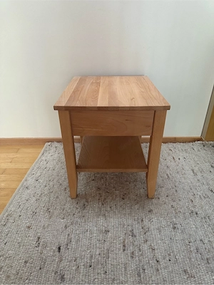 Nachttischkästchen Bild 3