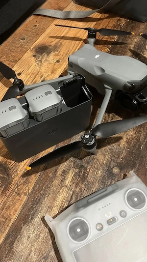 DJI Air 3S Fly More Combo DJI RC2 Drohne Bild 3