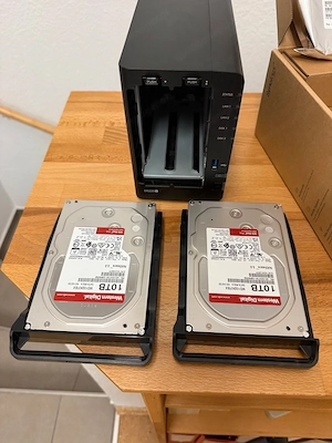 Synology NAS Disk Station DS 220+ mit 2x 10 TB Festplatten Bild 4