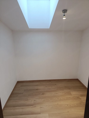 Frastanz: teilsanierte, ruhig und zentral gelegene 3,5Zimmer WHG mit überdachtem Aussichtsbalkon Bild 4