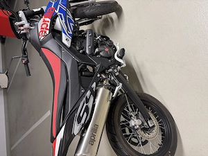 Aprilia SX 125   nur 1.535 km    Bild 2