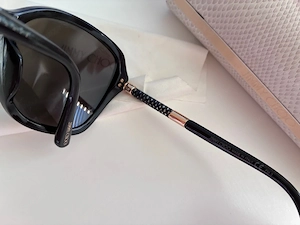 Original Jimmy Choo Sonnenbrille in schwarz mit Etui und Putztuch Bild 5
